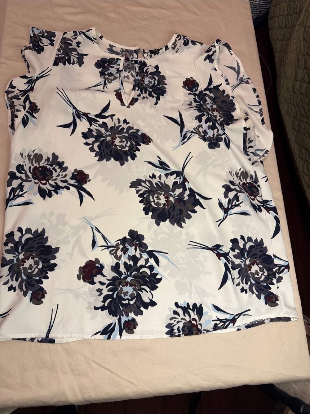 Ann Taylor White Floral Keyhole Blouse with Navy and Gray Blooms